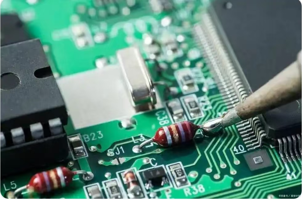 Causes of PCBA solder joint blow hole